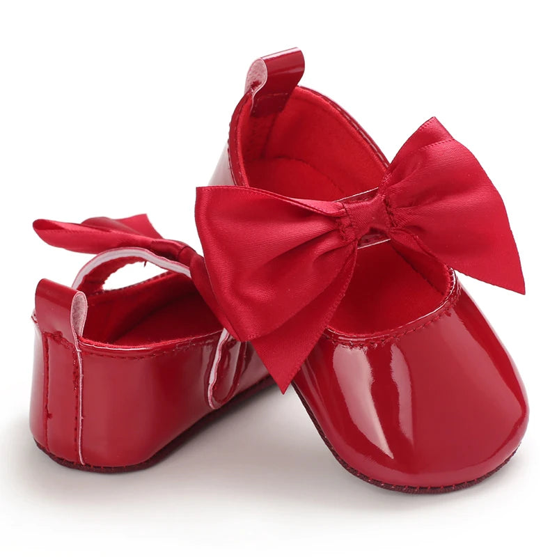 Spring and Autumn Girl Baby Shoes Classic Fashion Red Theme Cute Bow Princess Shoes Rubber Sole Anti slip Comfortable Walking Sh