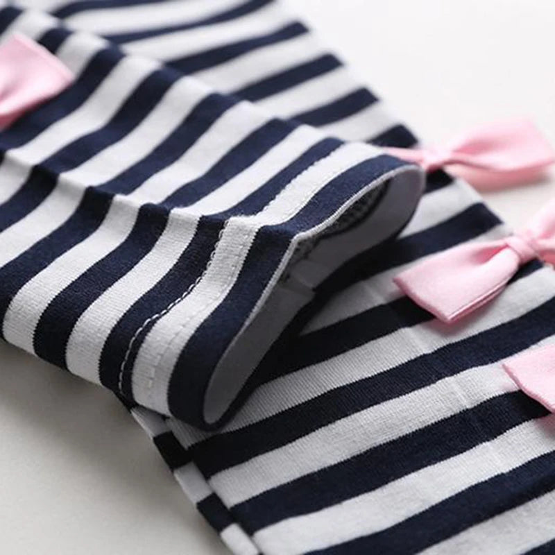 2023 New Children's Sportswear Girls' Autumn/Winter Set Bow Tie Decal Top+Striped Pants Set Girls' Children's Clothing 3-7Y