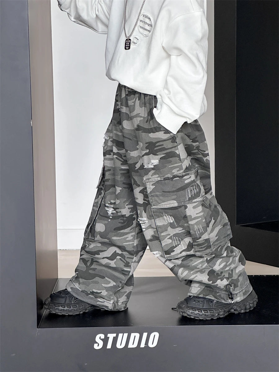 Baby autumn pants boys autumn children's clothing 2024 new style camouflage torn overalls