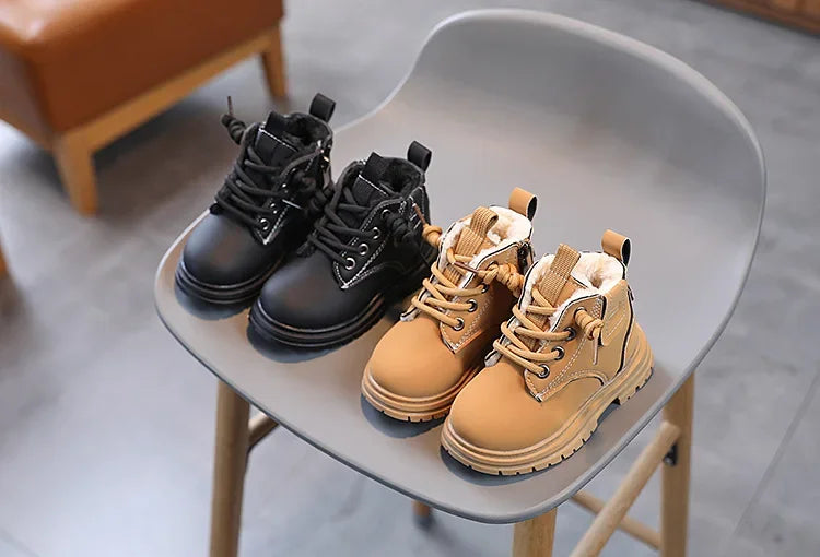 New Children's Fashion Boots Winter Thickened Boys Girls' Anti Slip Warm Leather Boots Side Zipper Solid Color Kids Casual Shoes