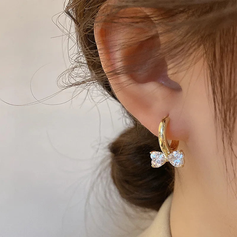 2022 New Korean Shiny Zircon Bow Earrings for Woman Sweet Elegant Gold Colour Temperament Earrings Party Jewelry Accessories