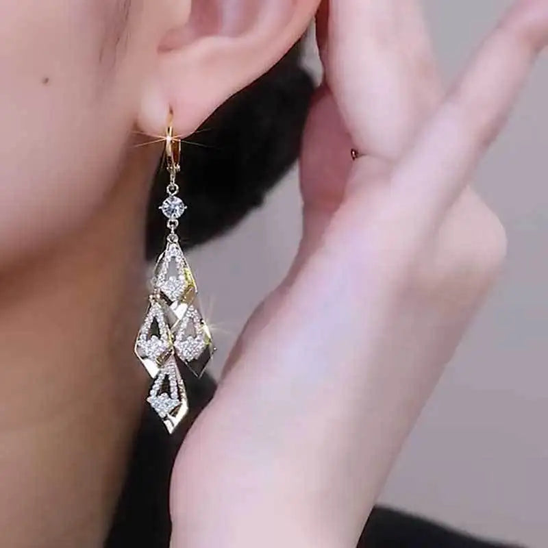 Super Sparkling Rhombus Zircon Golden Tassel Earrings For Women Fashion Personalized Daily Accessory Party Jewelry Birthday Gift