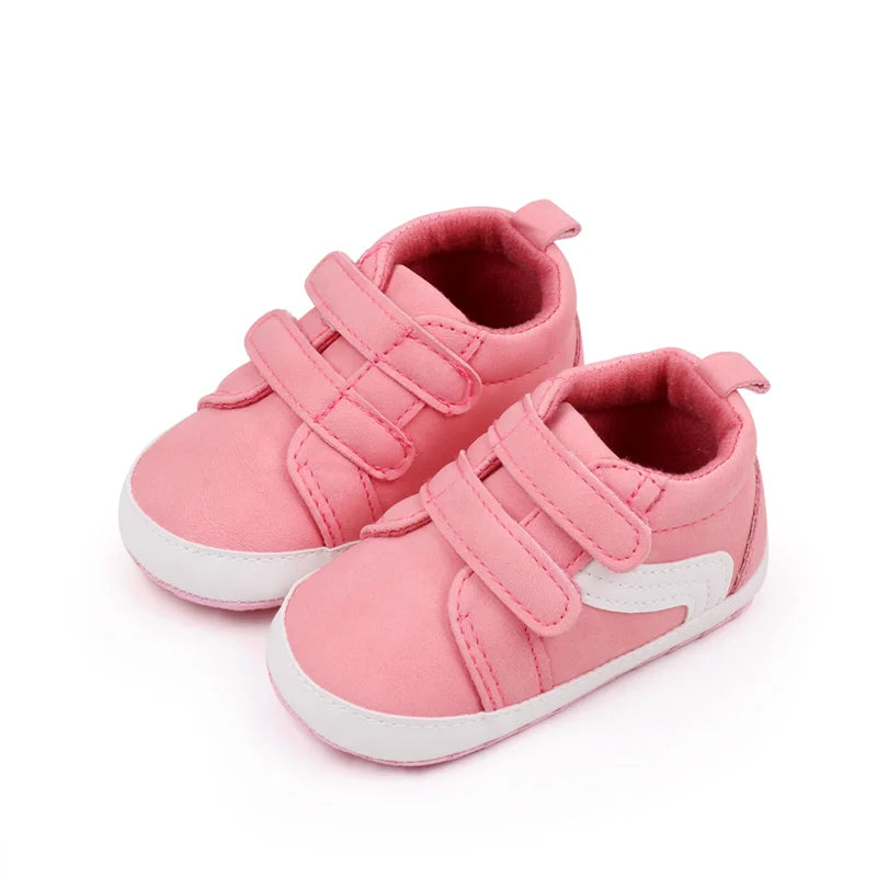 New White Baby Shoes Lovely Bear / Stripes Casual Soft Sole Anti-slip Infant Sports Toddler Boys Girls First Walkers