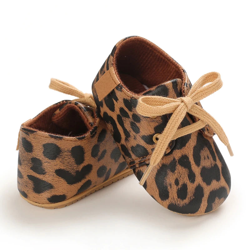 0-18M Newborn Baby Shoes Female Baby Cute Leopard Pattern Sports Shoes Sandals Soft Sole Comfortable Walking Shoes