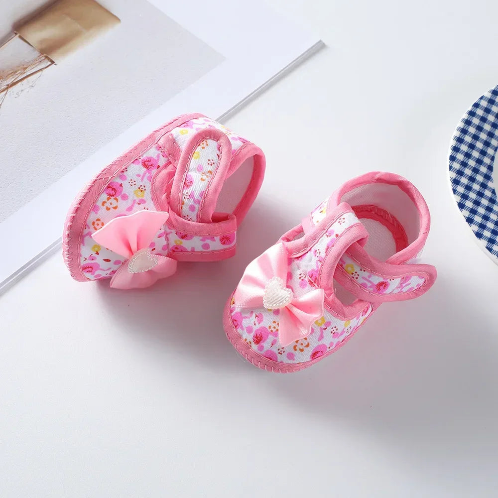 Spring New Princess Shoes 0-1 Year Old Baby Single Shoes Cute Bow Soft Soled Newborn Baby Walking Shoes