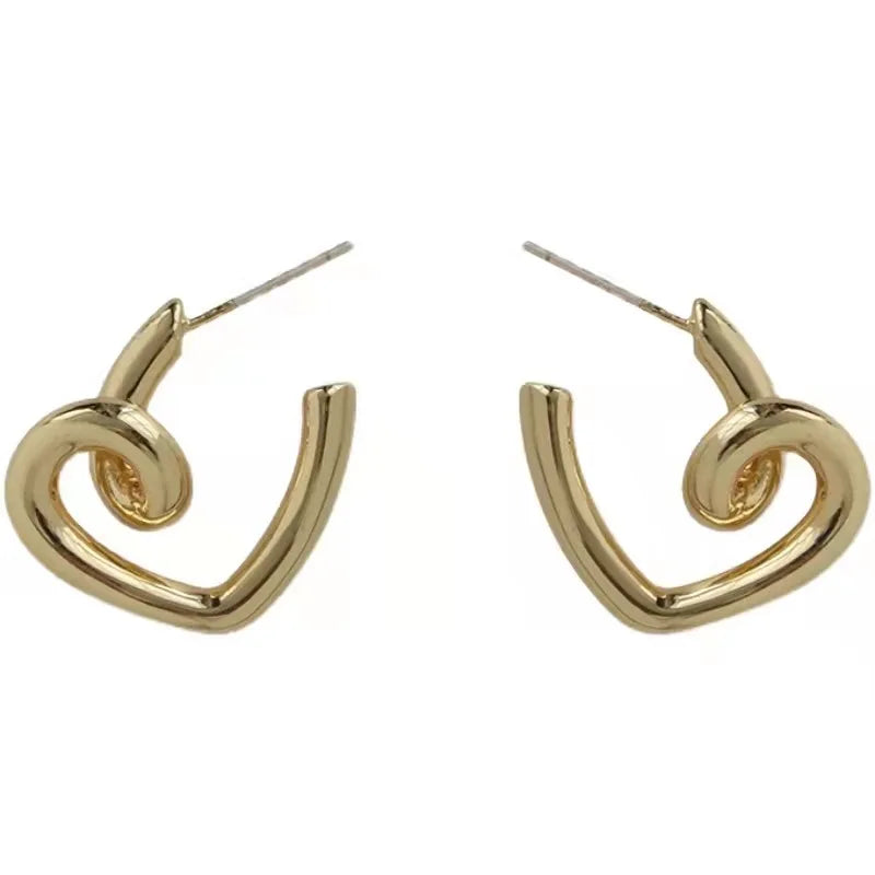 New Fashion Metal Gold Color Love Heart Hoop Earrings for Women Girls Korean Elegant Simple Heart Party Jewelry Birthday Gifts