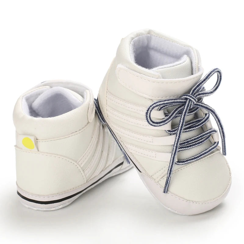 Spring and Autumn Baby Shoes Fashion Classic White PU High Top Sports Shoes Soft Sole Comfortable Casual Walking Shoes