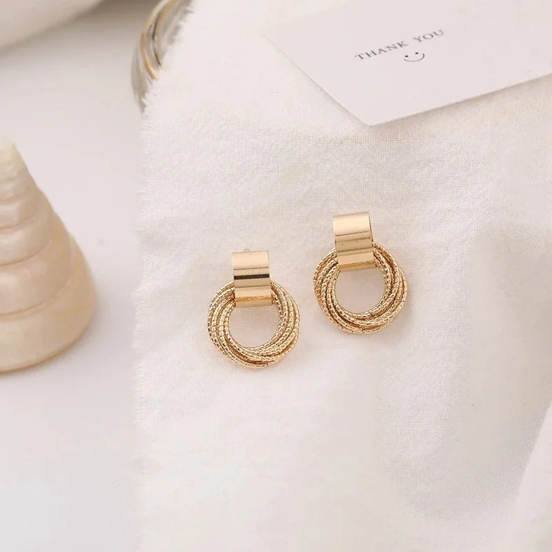 Retro Metal Gold Color Multiple Small Circle Stud Earrings for Women Korean Jewelry Fashion Wedding Party Earrings Jewelry Gift