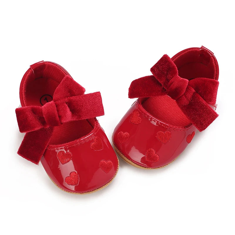 Spring and Autumn Girl Baby Shoes Classic Fashion Red Theme Cute Bow Princess Shoes Rubber Sole Anti slip Comfortable Walking Sh