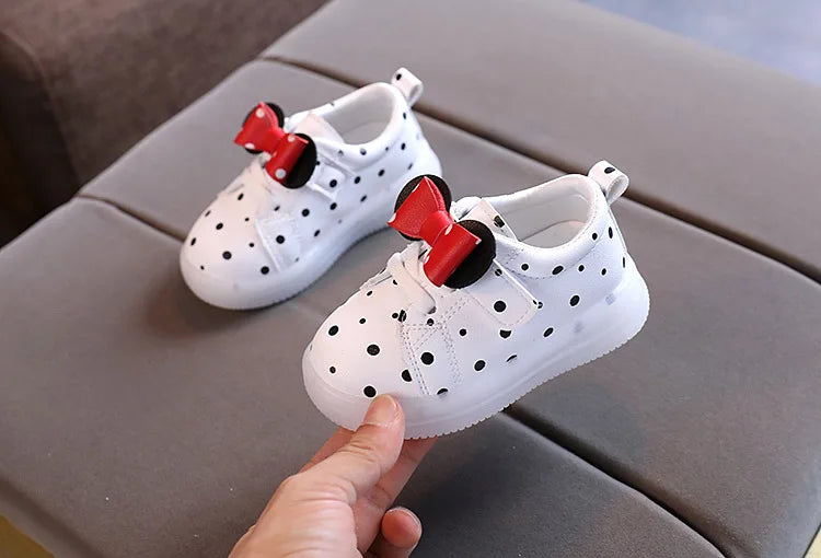 Zapatillas Kid LED Luminescent Shoes 2024 SummerNew Girl Bow Casual Shoe Lightweight Sport Shoe Breathable Tennis Shoes Kid Shoe