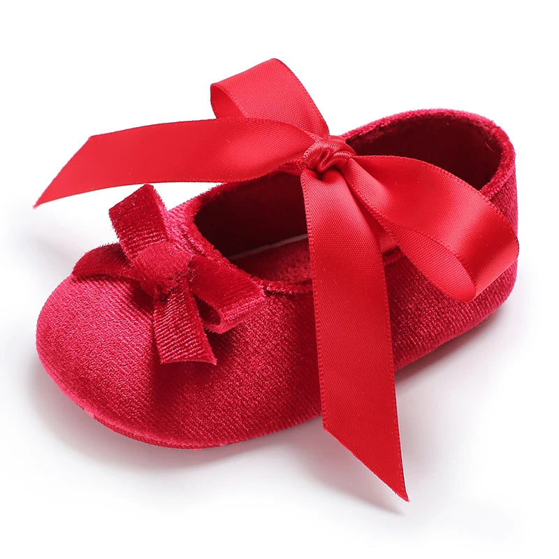 Spring and Autumn Girl Baby Shoes Classic Fashion Red Theme Cute Bow Princess Shoes Rubber Sole Anti slip Comfortable Walking Sh