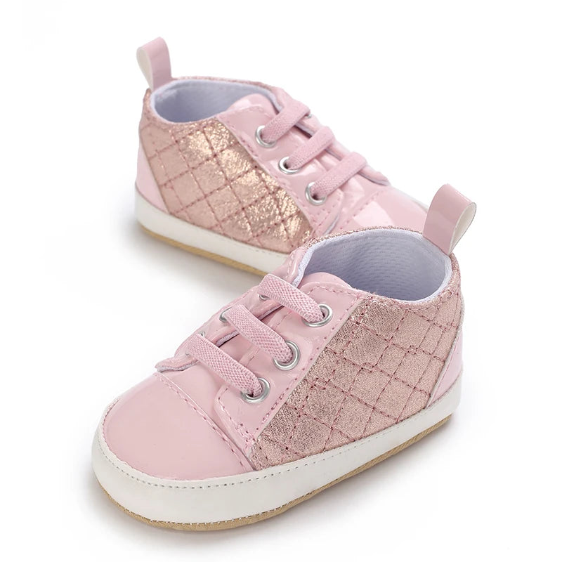 Spring and Autumn Sweet Pink Theme Girl Baby Casual Sports Shoes Soft Sole Comfortable Baby Walking Shoes 0-18M