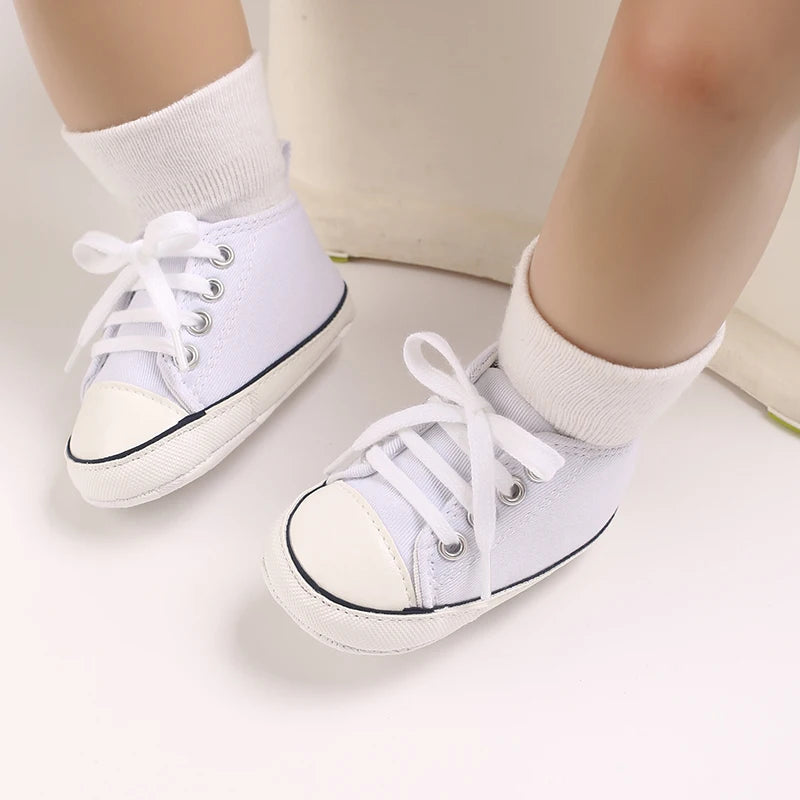 New Leisure Foreign Trade Fashion Men's and Women's Baby Shoes Classic Soft Sole Sports Shoes 0-1 Year Old Baby Shoes Pre Walkin