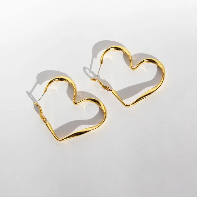 New Big Heart Hoop Earring Minimalist Statement Metal Gold Silver Color Pendant Ear For Women Punk Jewelry Wholesale Gift