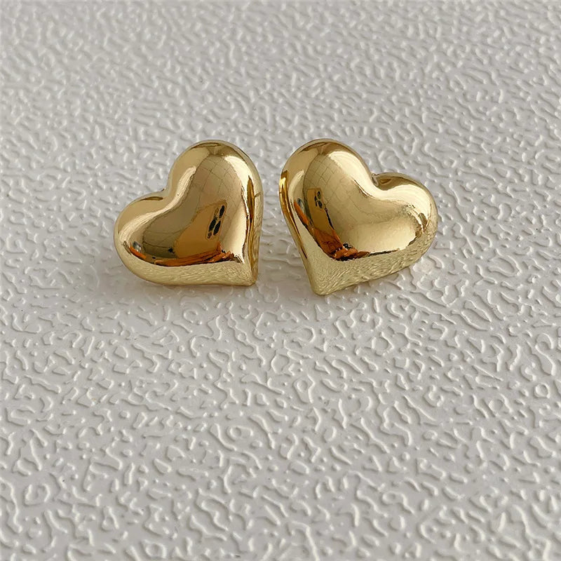 Minimalist Silver Color Smooth LOVE Heart Stud Earrings for Women Trendy Elegant Wedding Bride Jewelry Prevent Allergy