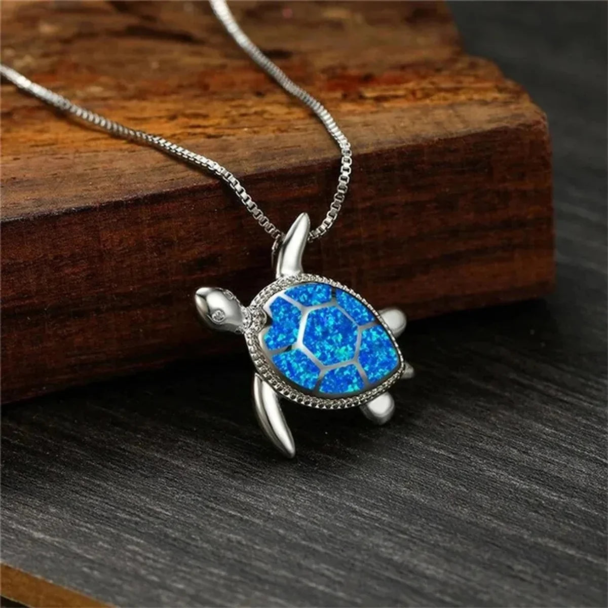 Bohemia Cute Turtle Pendant Necklace For Women Inlay Imitation Blue Opal Necklace Wedding Party Jewelry Christmas Gifts for Her