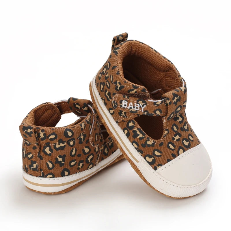 0-18M Newborn Baby Shoes Female Baby Cute Leopard Pattern Sports Shoes Sandals Soft Sole Comfortable Walking Shoes