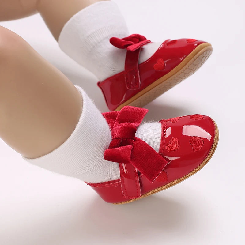 Spring and Autumn Girl Baby Shoes Classic Fashion Red Theme Cute Bow Princess Shoes Rubber Sole Anti slip Comfortable Walking Sh