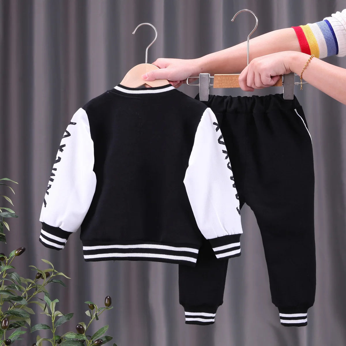 New Kids Casual Clothing Sets Boys Girls Baseball Sports Suit Coat Pant 2Pcs Tracksuit Spring Autumn Thin Baby Outfits 1-4 Years