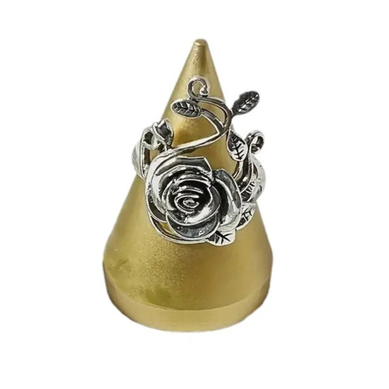 2024 Fashion Trendsetters Japanese and Korean Personalized Rings Simple Retro Rose Exaggerated Atmospheric Ring Jewelry