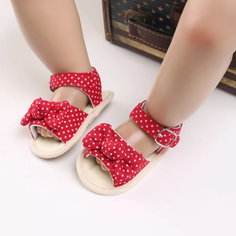 Summer baby girl sandals red festive and cute flower baby shoes soft rubber soles comfortable and casual baby walking shoes