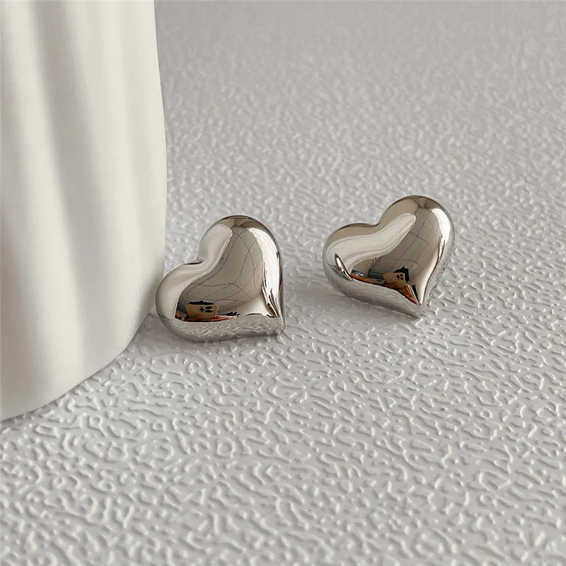 Minimalist Silver Color Smooth LOVE Heart Stud Earrings for Women Trendy Elegant Wedding Bride Jewelry Prevent Allergy