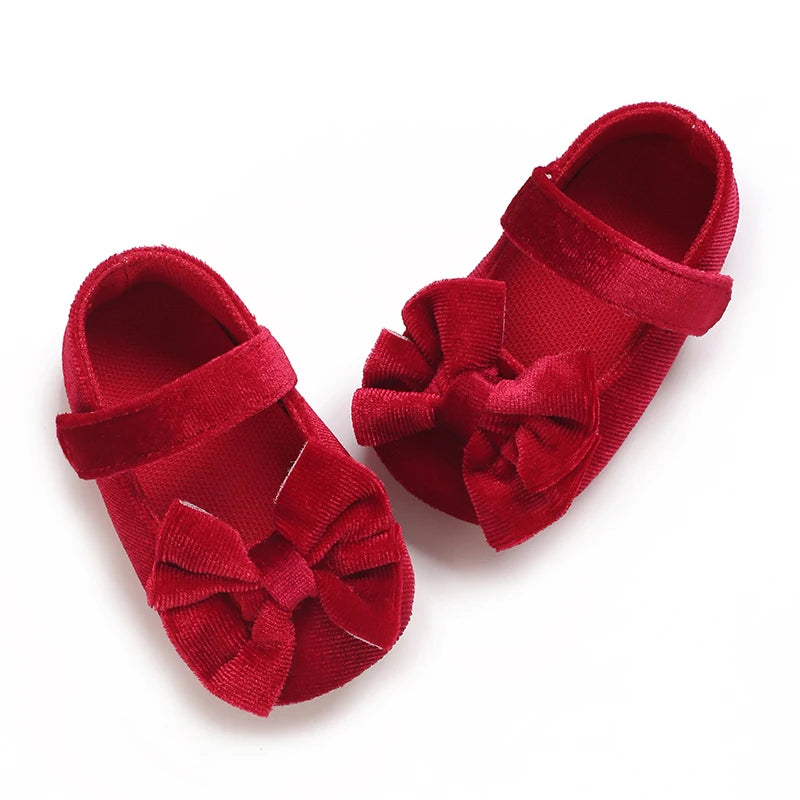 Spring and Autumn Girl Baby Shoes Classic Fashion Red Theme Cute Bow Princess Shoes Rubber Sole Anti slip Comfortable Walking Sh