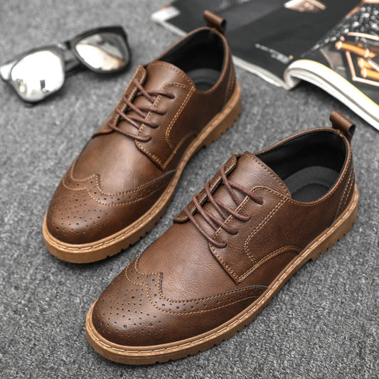 2024 New Men Oxford Shoes Luxury High Quality Brogue Dress Shoes for Men Classic Business Leather Shoes Fashion Men Casual Shoe