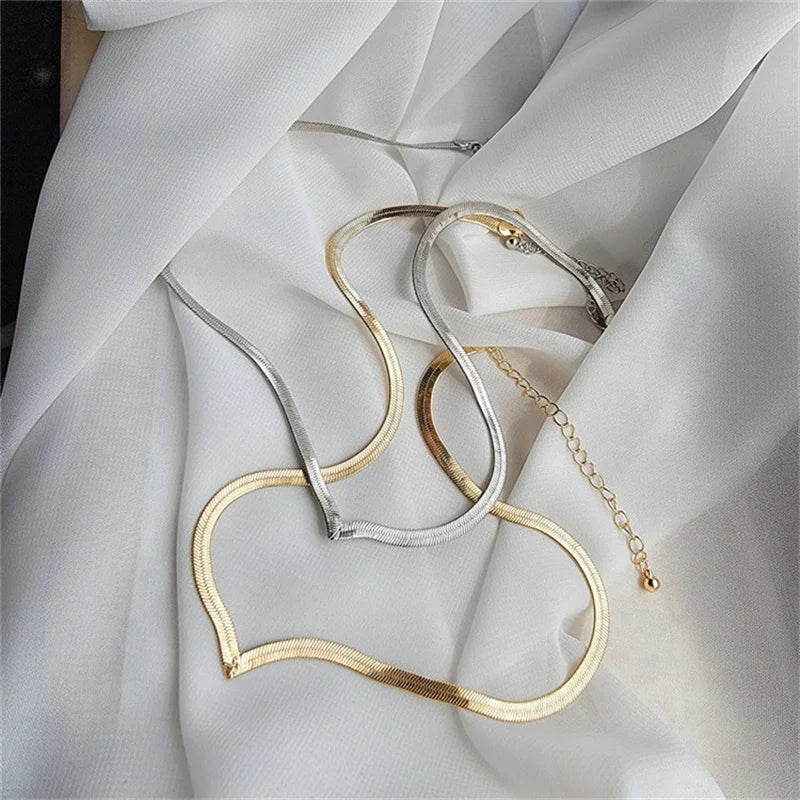 Simple Creative V-shaped Necklace For Women Flat Snake Chain Choker Fashion Blade Chains Neck Accessories Jewelry Gift