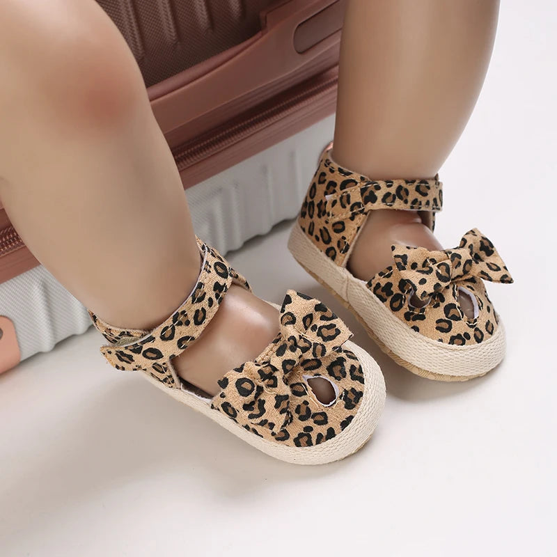 0-18M Newborn Baby Shoes Female Baby Cute Leopard Pattern Sports Shoes Sandals Soft Sole Comfortable Walking Shoes