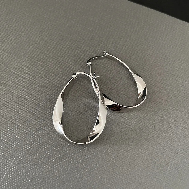 925 Sterling Silver Geometric Twisted Arc Mobius Strip Hoop Earrings for Women Fine Jewelry Minimalist Accessories