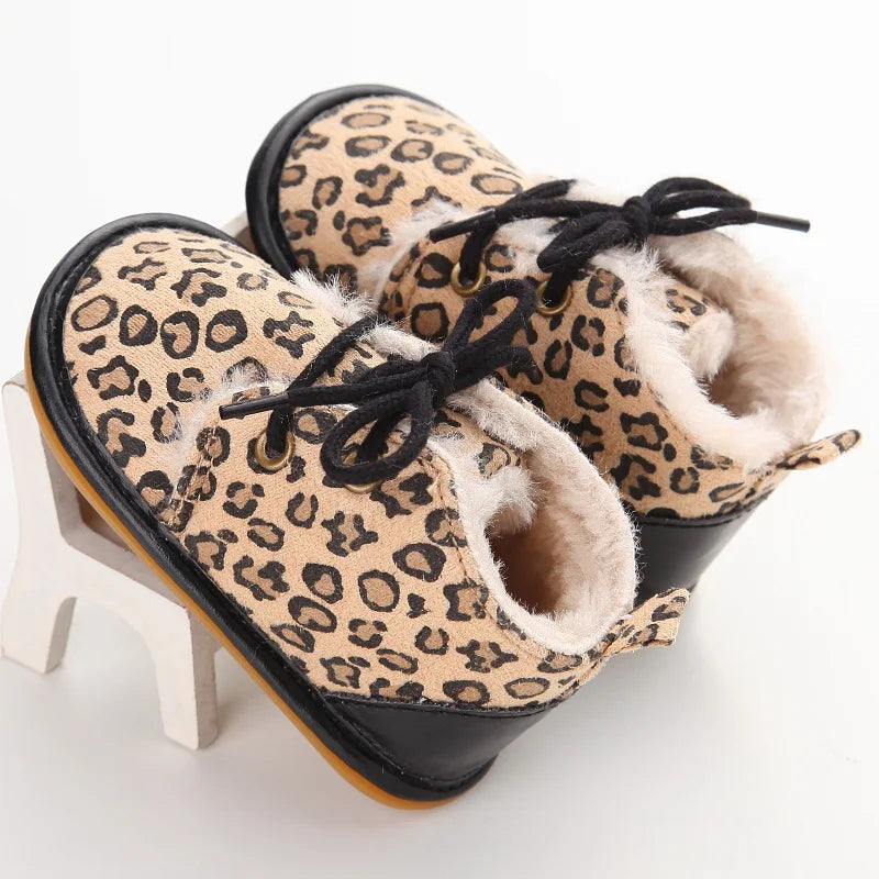 0-18M Newborn Baby Shoes Female Baby Cute Leopard Pattern Sports Shoes Sandals Soft Sole Comfortable Walking Shoes