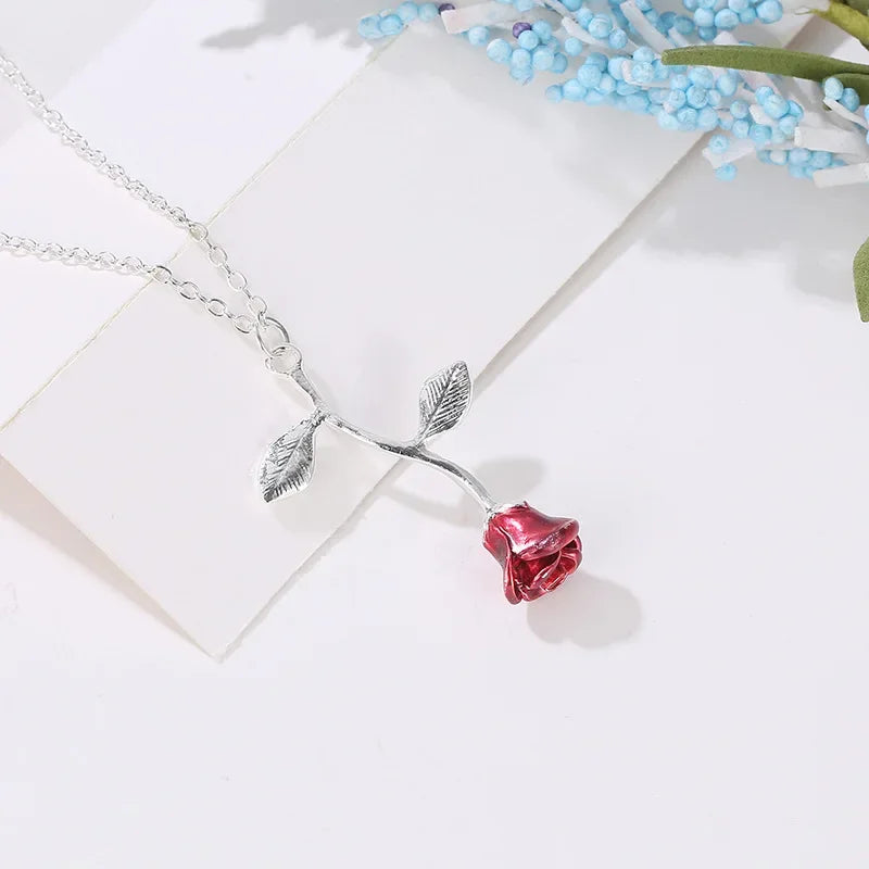 European and American Fashion Personality Temperament Red Rose Pendant Necklace Women's Simple and Creative Oil Drop Necklace