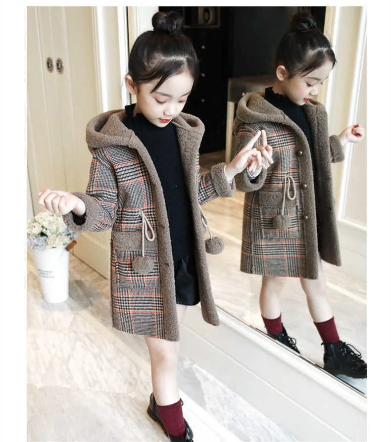 2024 Fashion Design Autumn Winter parka Girl Hairy clothes Long Woolen Coat for Kids Outerwear Grid pattern Padded Warm clothing