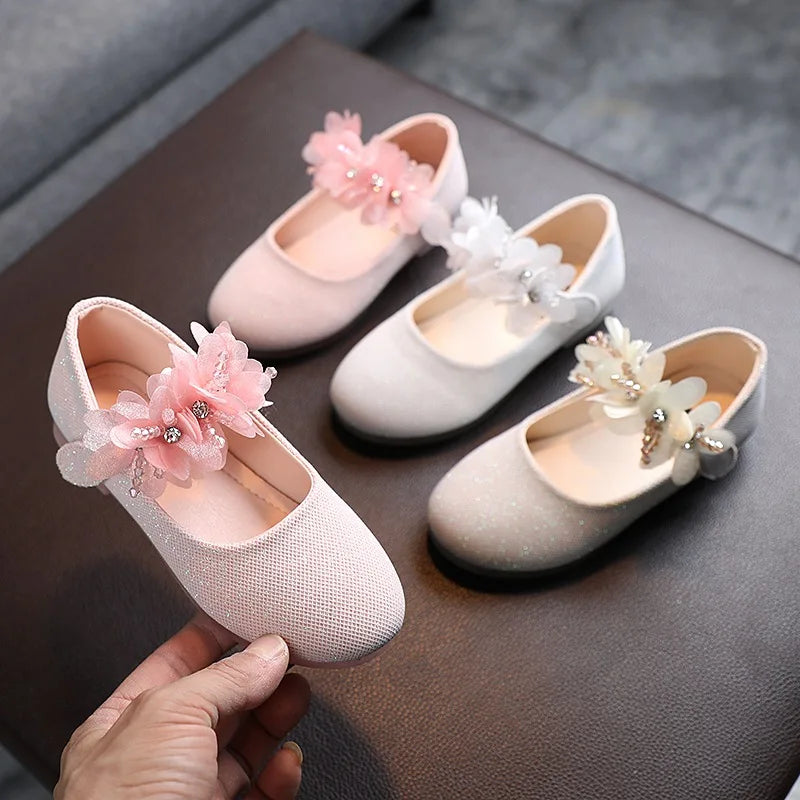 Child Beaded Little Flowers Leather Shoes Girls Princess Shoes Middle And Small Crystal Soft Bottom Dancing Shoes