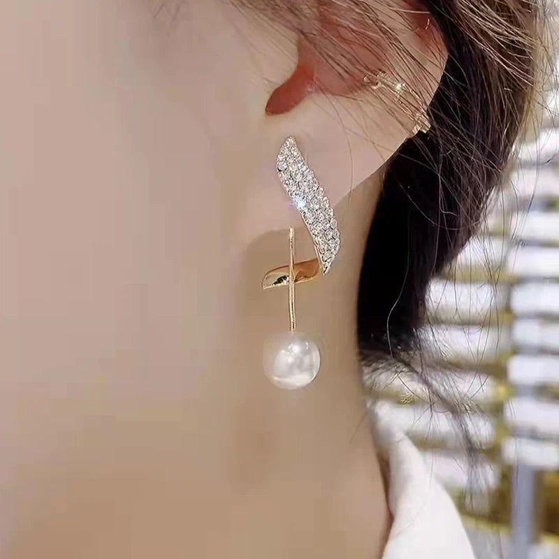 New Elegant Classic Imitation Pearl Drop Earrings For Women Crystal Tassel Long Exquisite Dangle Earring Wedding Party Jewelry