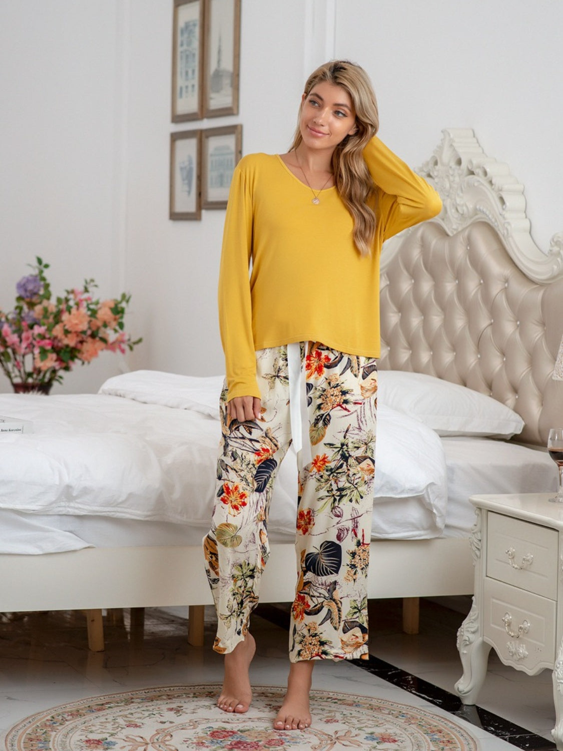 Round Neck Top and Printed Pants Lounge Set